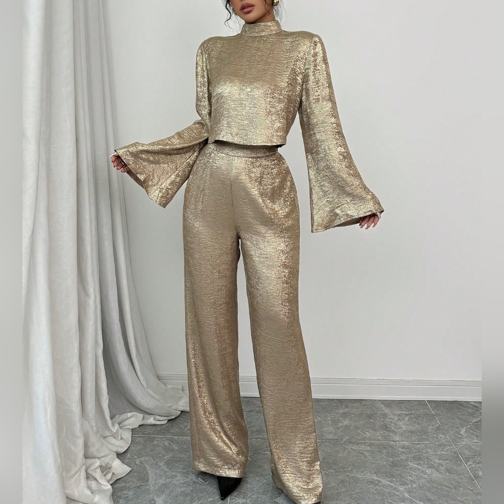 Women Gold Foil Elegant Party Wide Leg Pants & Cropped Top 2pcs Out - Picture 2 of 4
